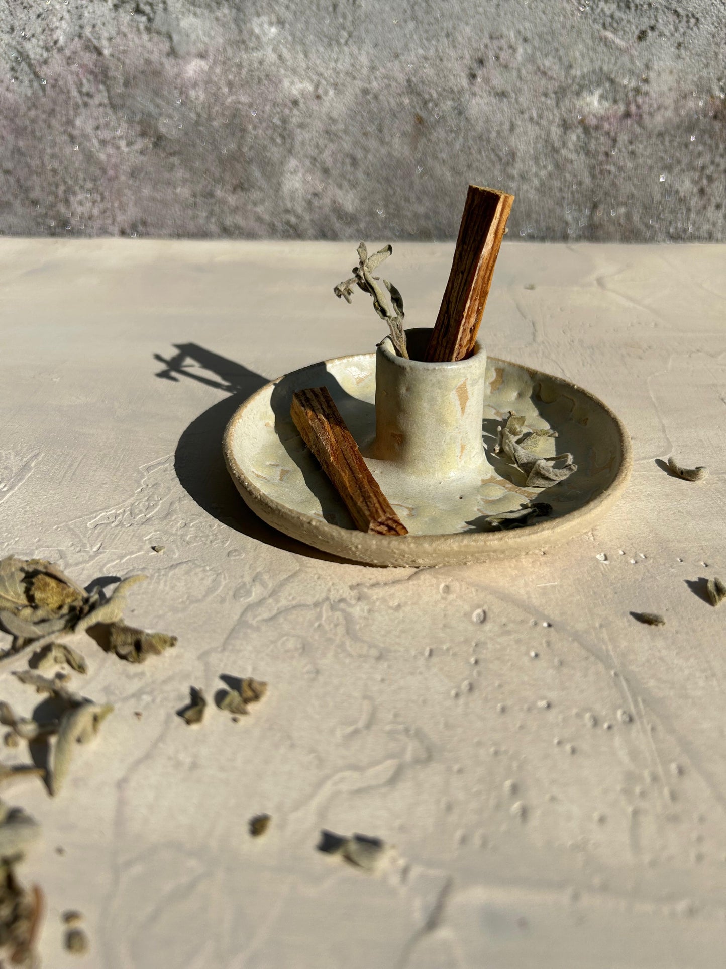 Creamy Palo Santo Incense Burner