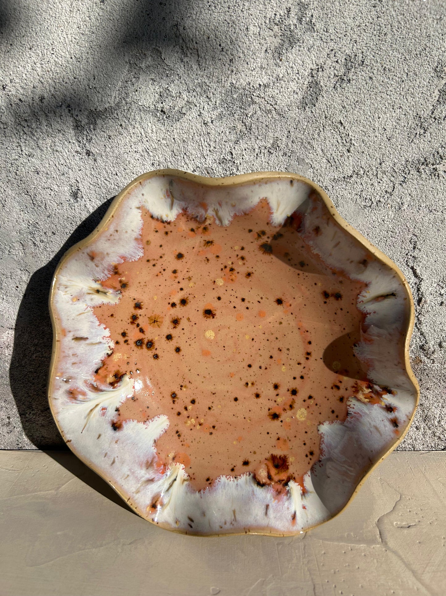 Pinkish Universe Kıvırcık Maxi Sunum Tabağı
